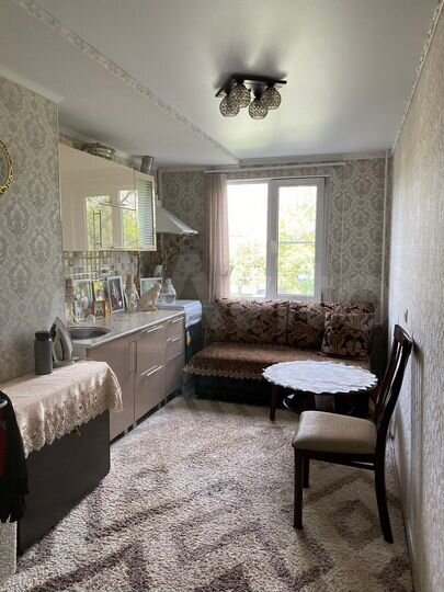 2-к. квартира, 52 м², 3/9 эт.