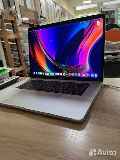 Macbook pro 15 retina 2017