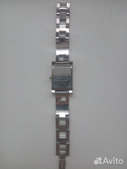 Часы женские guess