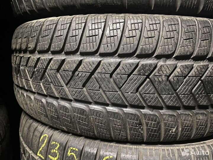 Pirelli Scorpion Winter 235/60 R18