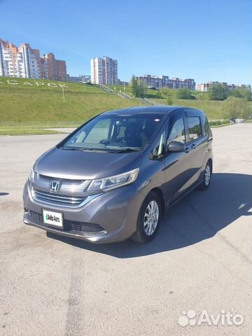 Honda Freed 1.5 CVT, 2017, 138 723 км с пробегом, цена 1700000 руб.