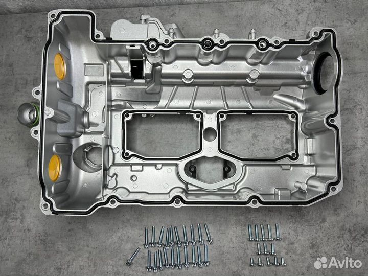 Алюминиевая клапанная крышка BMW N20 бмв н20