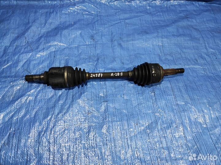 Привод левый Toyota Avensis 1 T220 1.8L