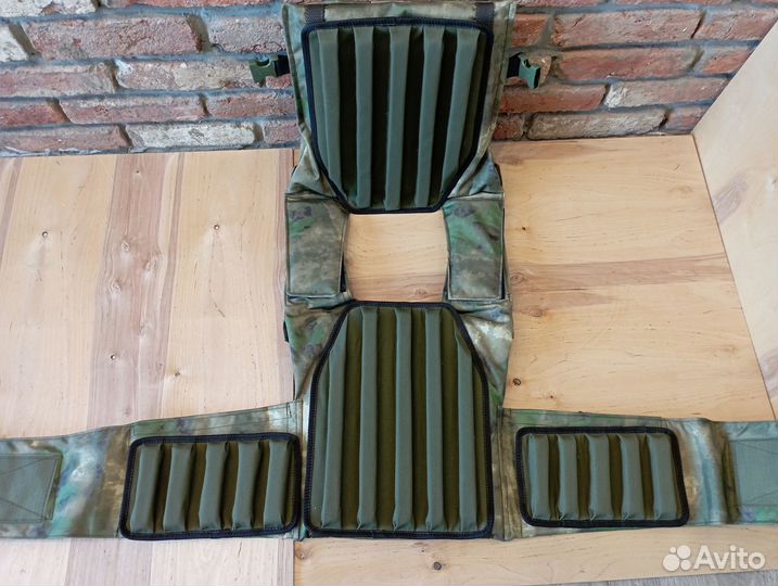 Бронежилет с плитами