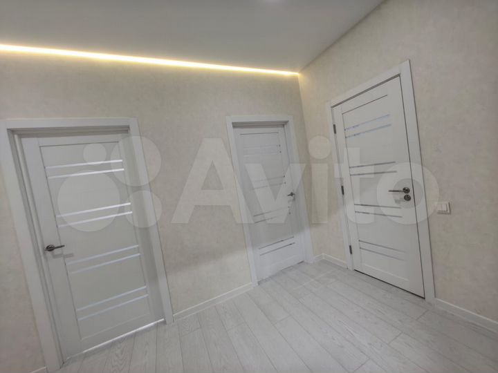 2-к. квартира, 64 м², 11/16 эт.