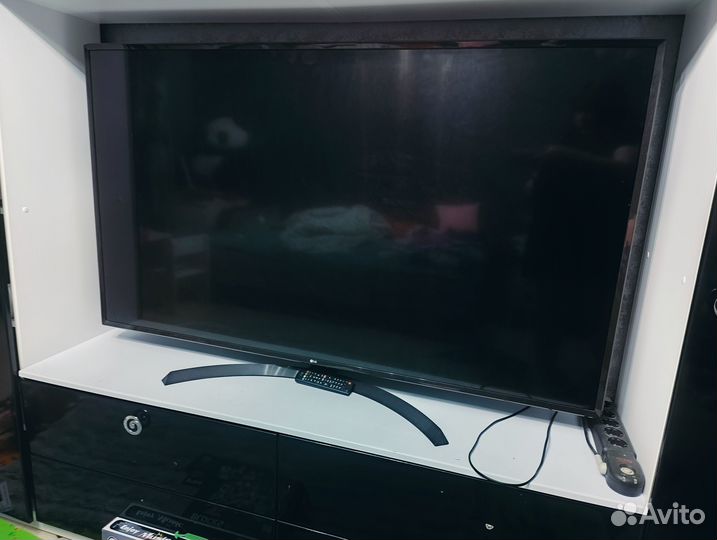 Телевизор lg SMART tv бу