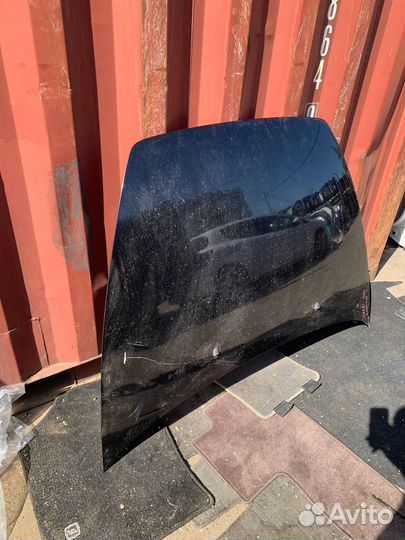 Капот Volvo v50 s40 c30 дефект