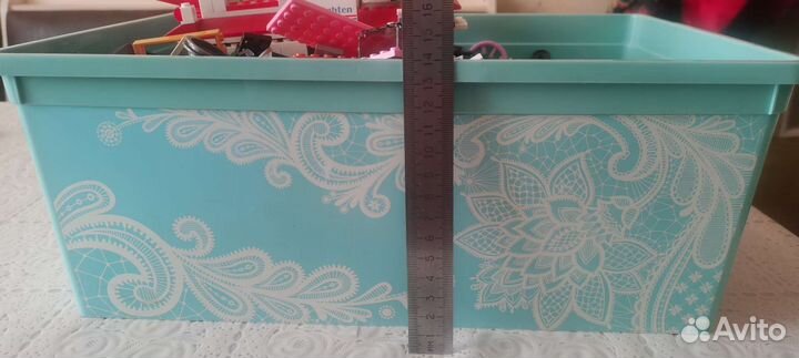 Полная коробка Lego