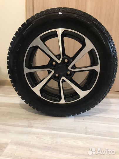 Продам зимние колеса на KIA RIO r15