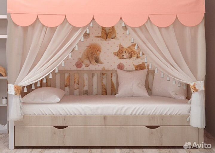 Балдахин на кровать домик