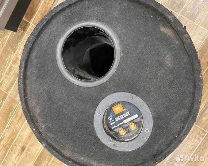 Автомобильный самбуфер JBL CS1214T