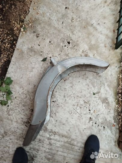 Крыло переднее на мотоцикл