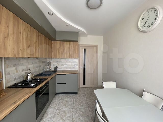 3-к. квартира, 65 м², 9/10 эт.