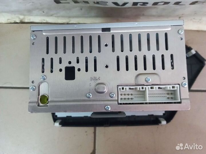 Штатная магнитола с рамкой Kia Rio 3