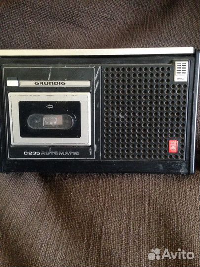 Магнитофон Grundig с235