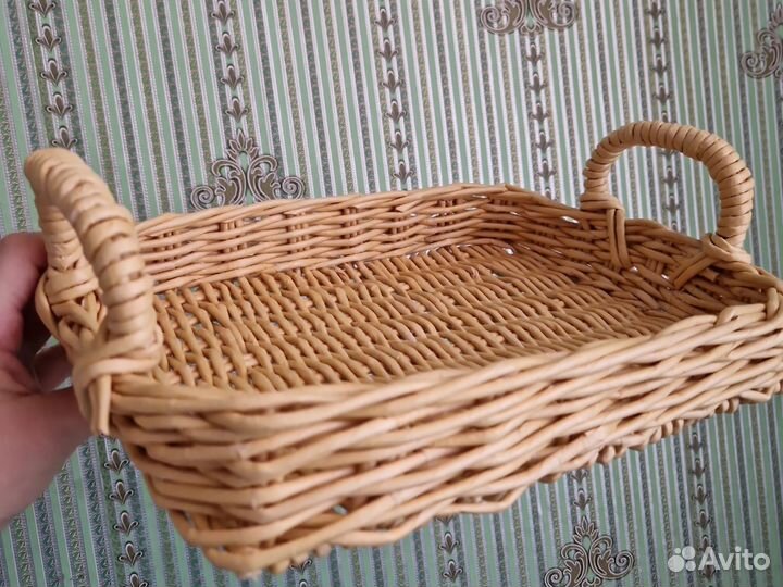 Поднос из бумажной лозы