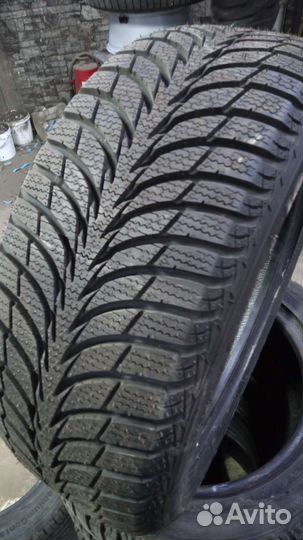 Шиномонтажник