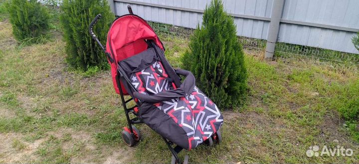 Прогулочная коляска трость