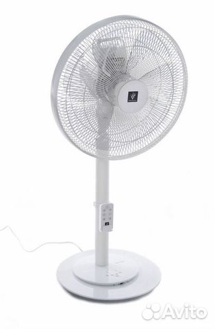 Вентилятор напольный с пультом белый Sharp