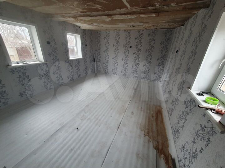 Дом 25 м² на участке 11 сот.