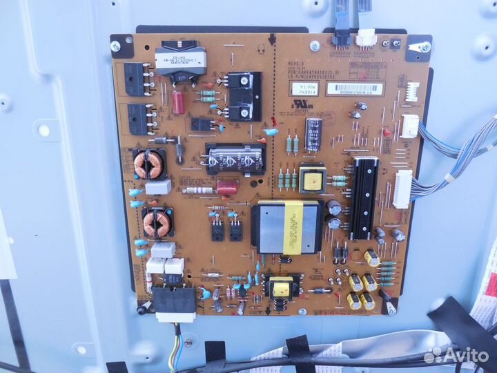 Телевизор LG 47LM760T-ZB (Разбор)(По запчастям)