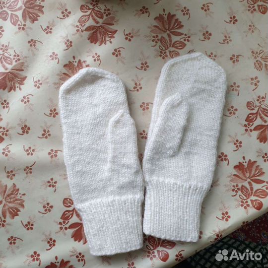 Варежки женские новые