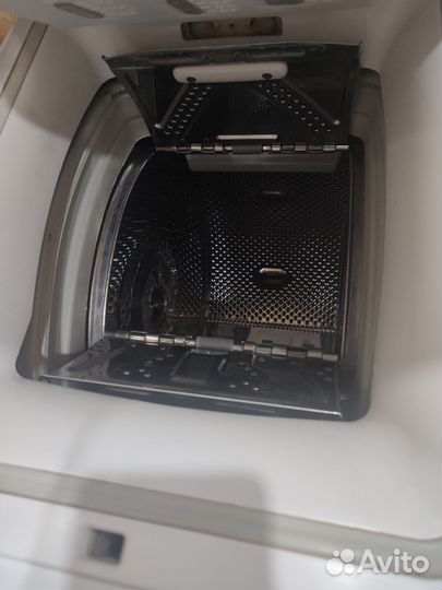 Стиральная машина с вертикальной загрузкой