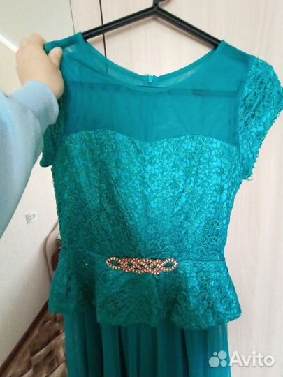 Вечернее платье