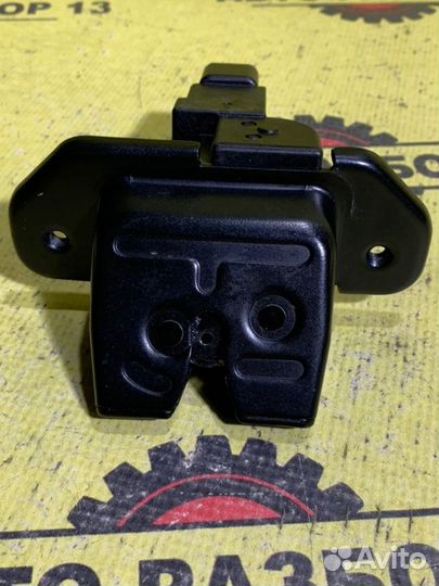 Замок крышки багажника Kia Rio Х G4FG 2021