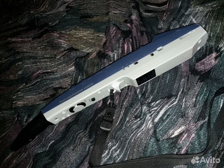 Компактный цифровой духовой инструмент