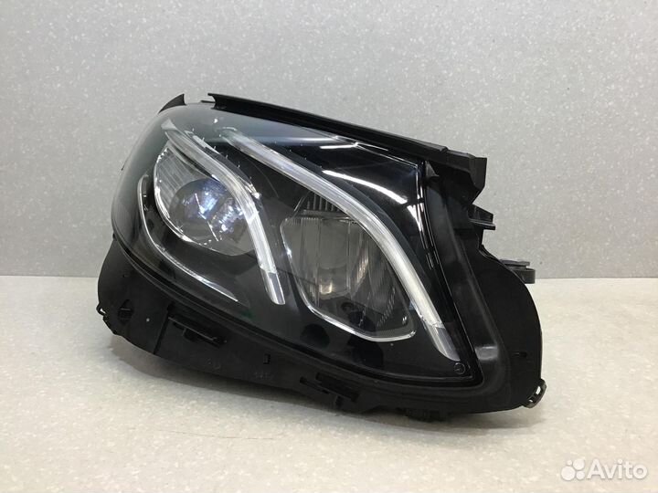 Фара правая Mercedes Benz W213 E-Klasse 2016