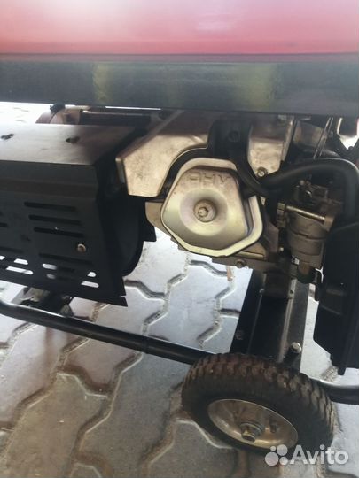 Генератор бензиновый 6.5 квт бу