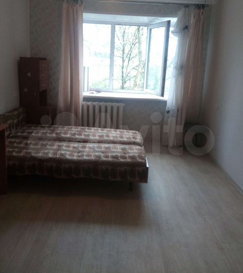 Комната 13 м² в 9-к., 5/5 эт.