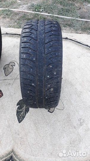 Bridgestone Ice Cruiser 7000 255/50 R19