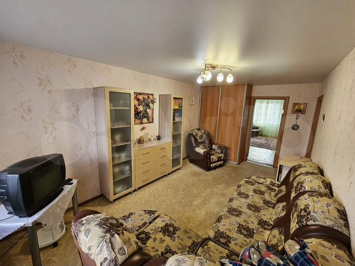 2-к. квартира, 50 м², 1/5 эт.