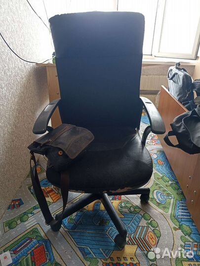 Компьютерный стул