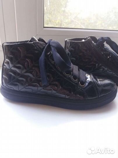 Демисезонные ботинки на девочку 35р-р