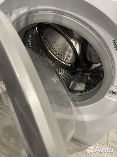 Стиральная машина indesit 8кг