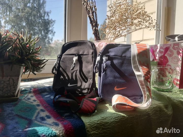 Спортивные сумки Nike