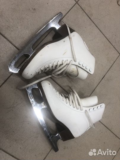 Фигурные коньки wifa