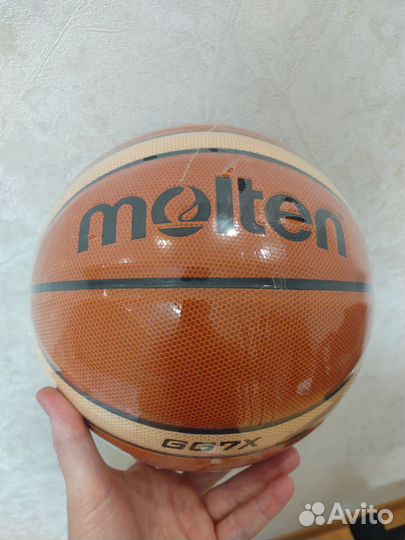 Баскетбольный мяч