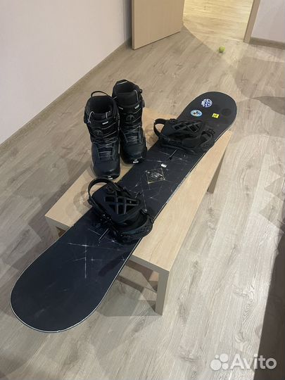 Сноуборд, крепления, ботинки, чехол