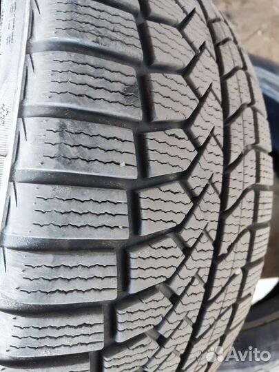 Westlake ZuperSnow Z-507 235/40 R19 96V