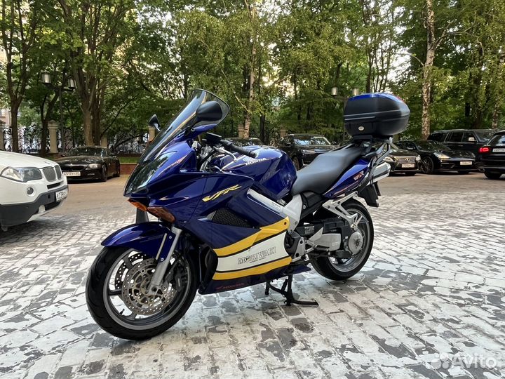 Honda VFR 800