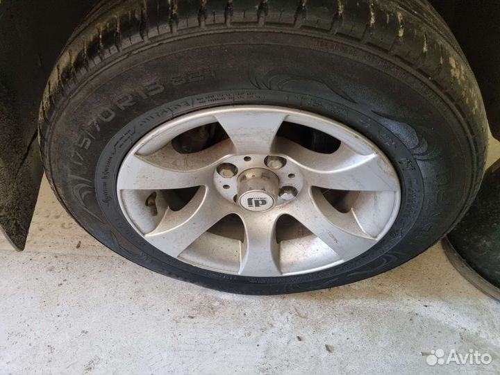 R13 Nokian Tyres Hakka Green 175/70, PCD 4x98 DIA 42