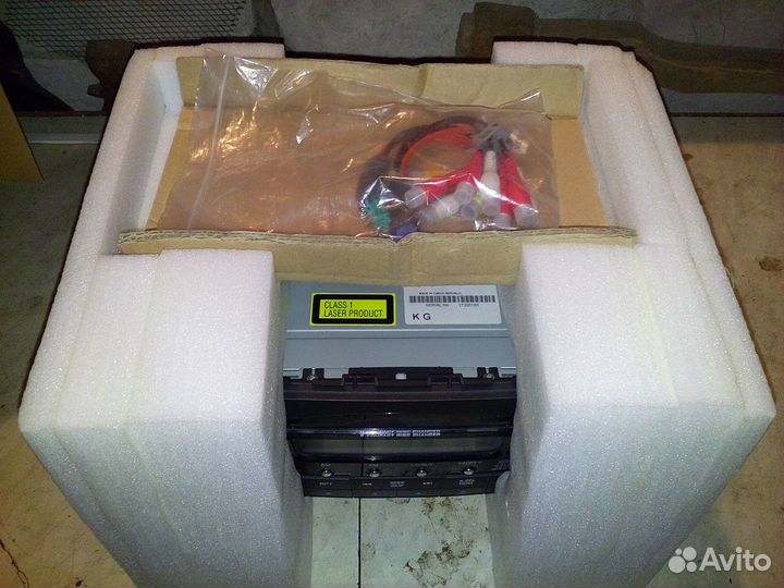 Штатное головное устройство Honda CR-V