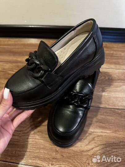 Детские туфли (новые)