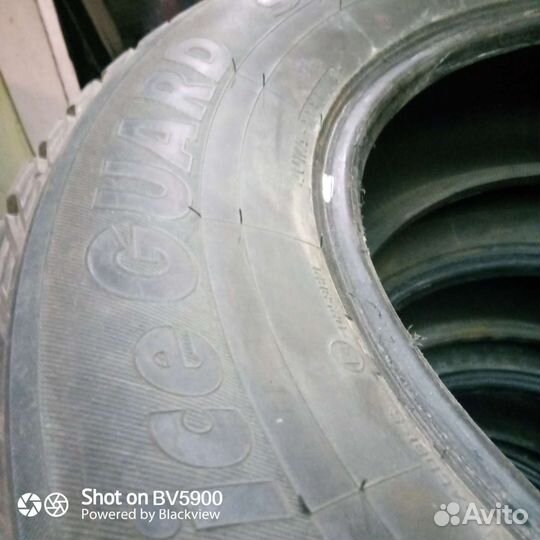 Yokohama IceGuard Stud IG65 225/70 R16