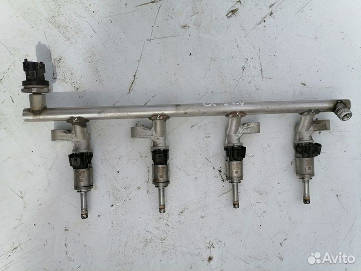 Топливная форсунка (рампа) Mazda Cx-5 2.0 АКПП