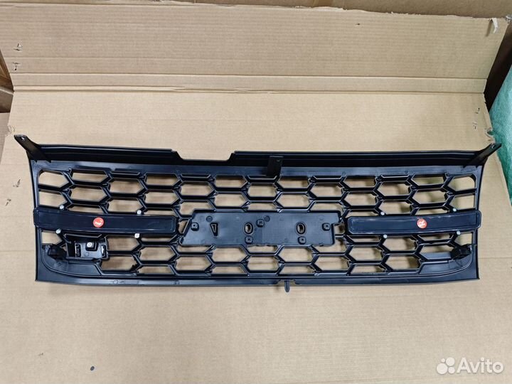 Решетка радиатора Toyota Land Cruiser 100 05-07 GR